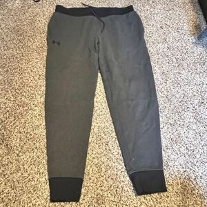 Under Armour Classic Gray Jogger Sweatpants with Ribbed Cuffs Casual Athletic XL
